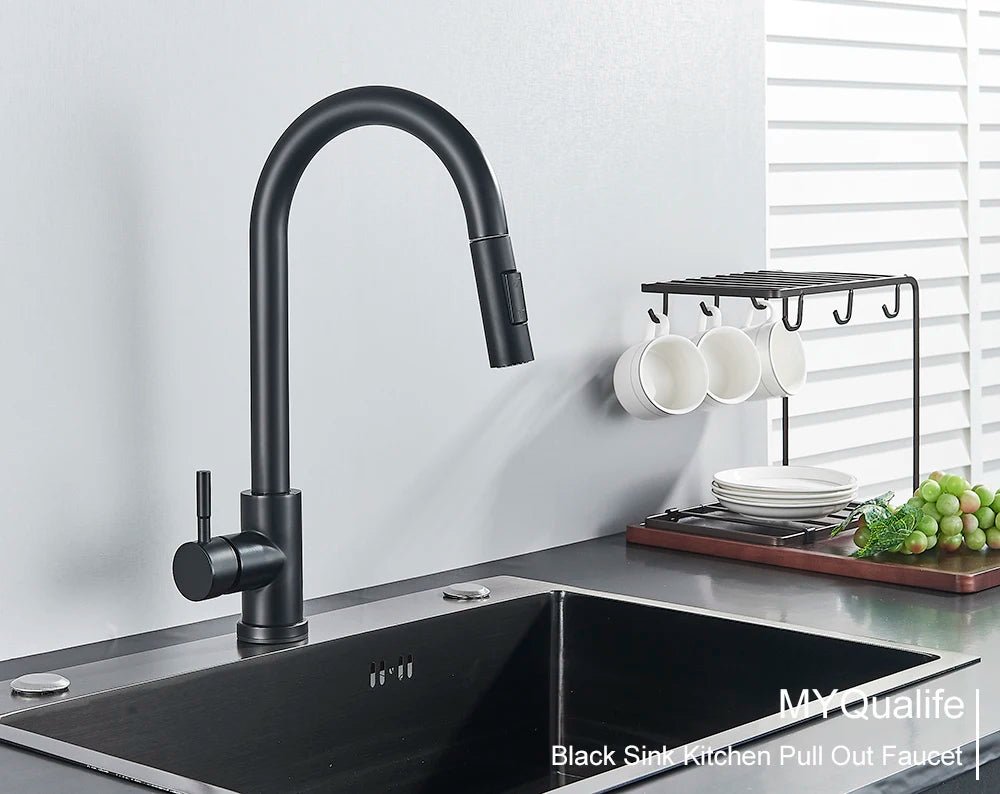 Midnight SensaTouch Smart Touch Pull-Out Kitchen Faucet