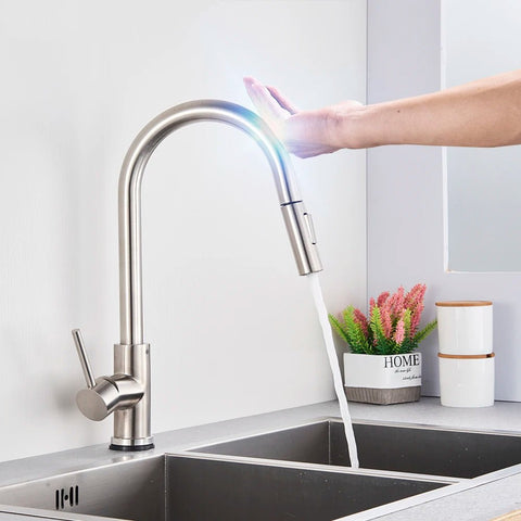 Midnight SensaTouch Smart Touch Pull-Out Kitchen Faucet