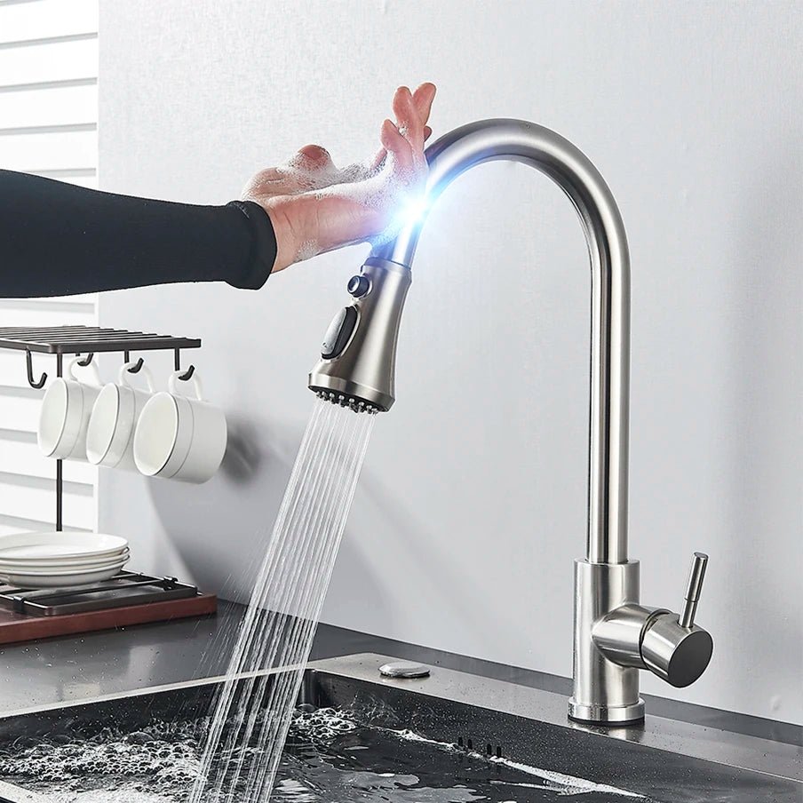 Midnight SensaTouch Smart Touch Pull-Out Kitchen Faucet