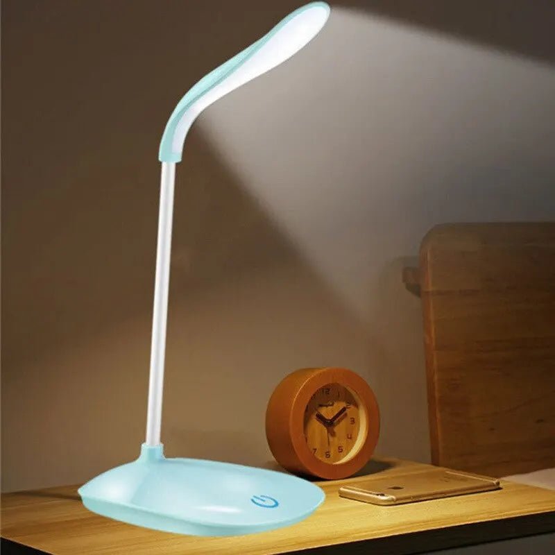 LumiFocus Pro: Adjustable Reading Lamp