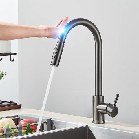 Midnight SensaTouch Smart Touch Pull-Out Kitchen Faucet